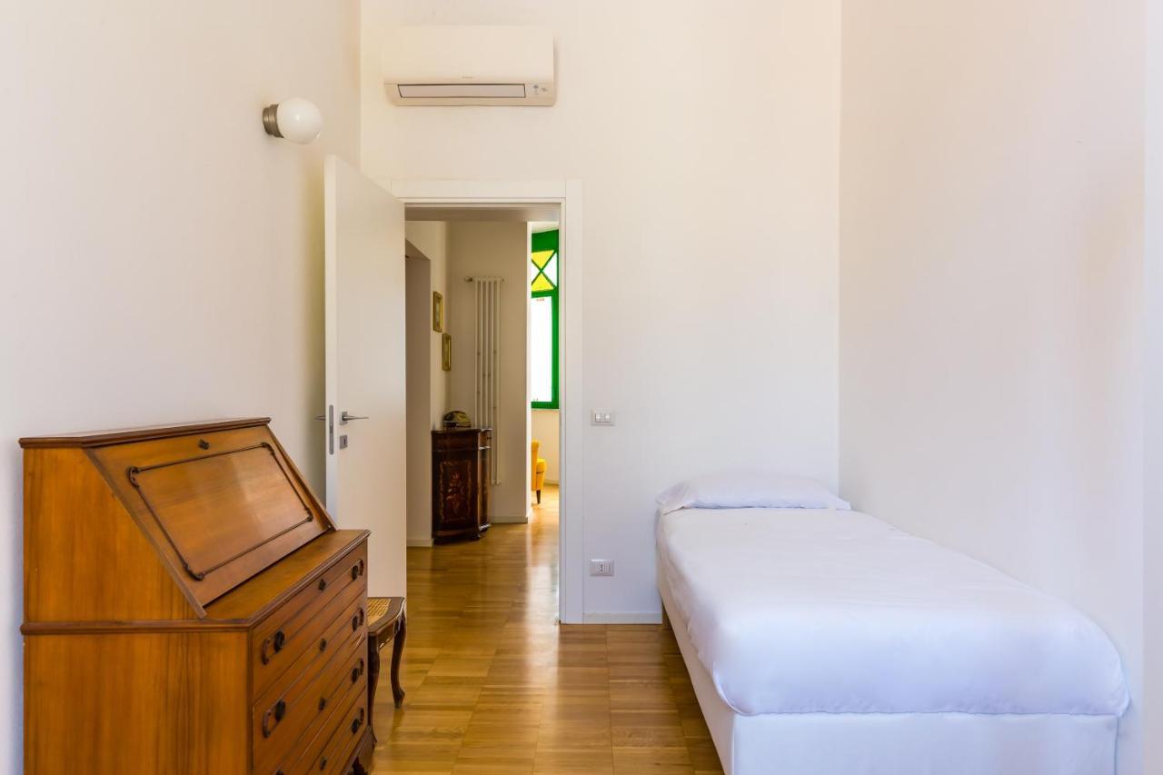 Nova Stylish House In Center By Napoliapartments Appartamento *
