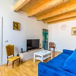 Nova Stylish House In Center By Napoliapartments