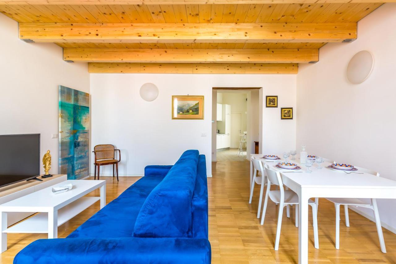 Nova Stylish House In Center By Napoliapartments * Naples